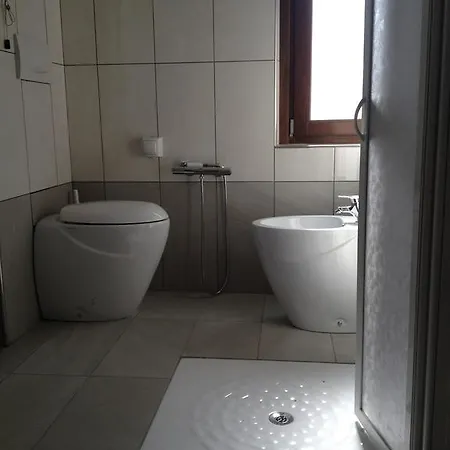Pensionat E Posto Tappa Gta Camussot
